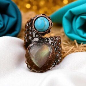 🆕️Mystical Serpent: Boho Chic Vintage Copper Snake Ring with Moonstone Heart